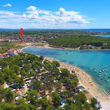 Villa Flora Maris Apartments Privlaka  Εξωτερικό φωτογραφία