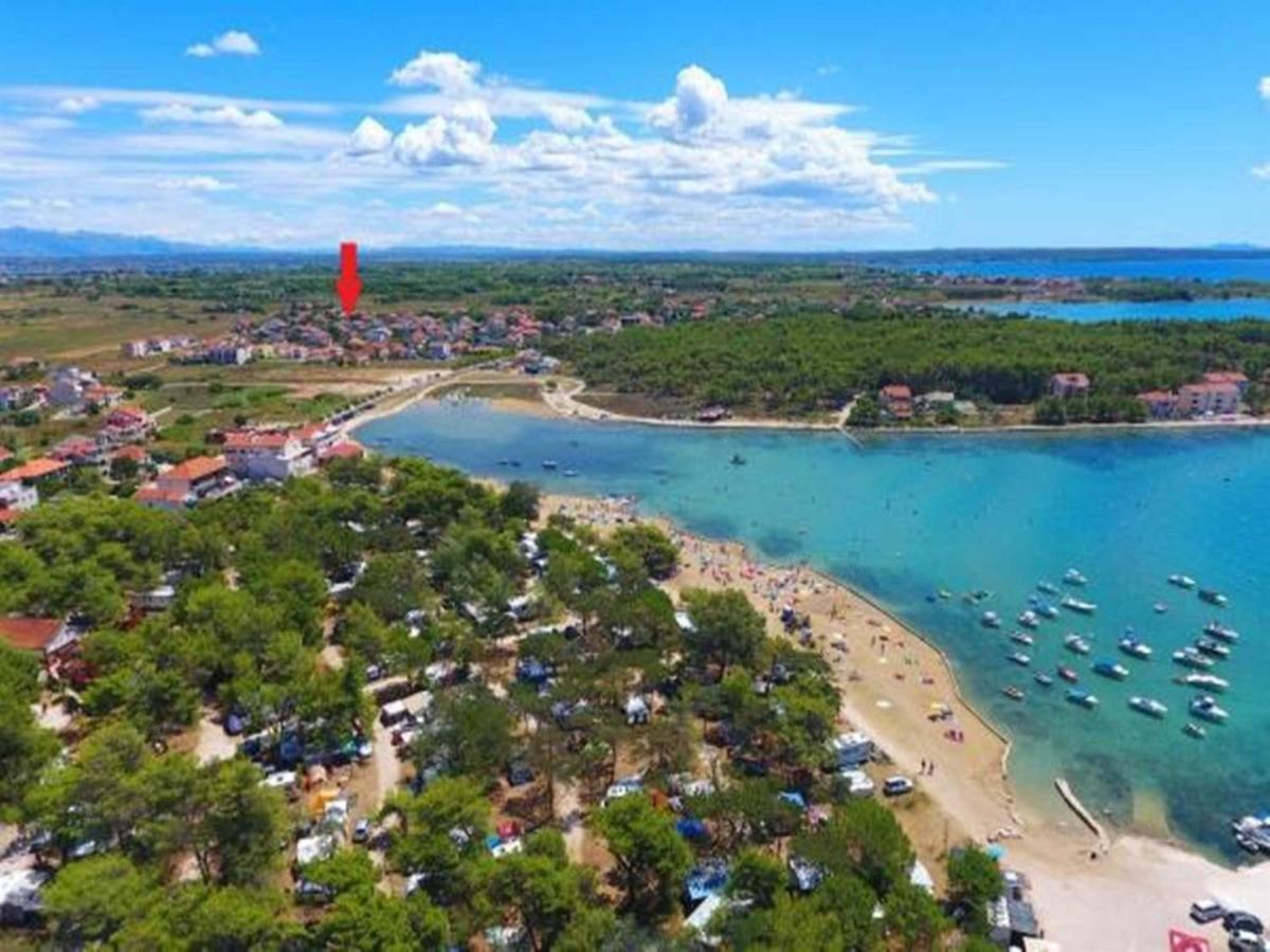 Villa Flora Maris Apartments Privlaka  Εξωτερικό φωτογραφία